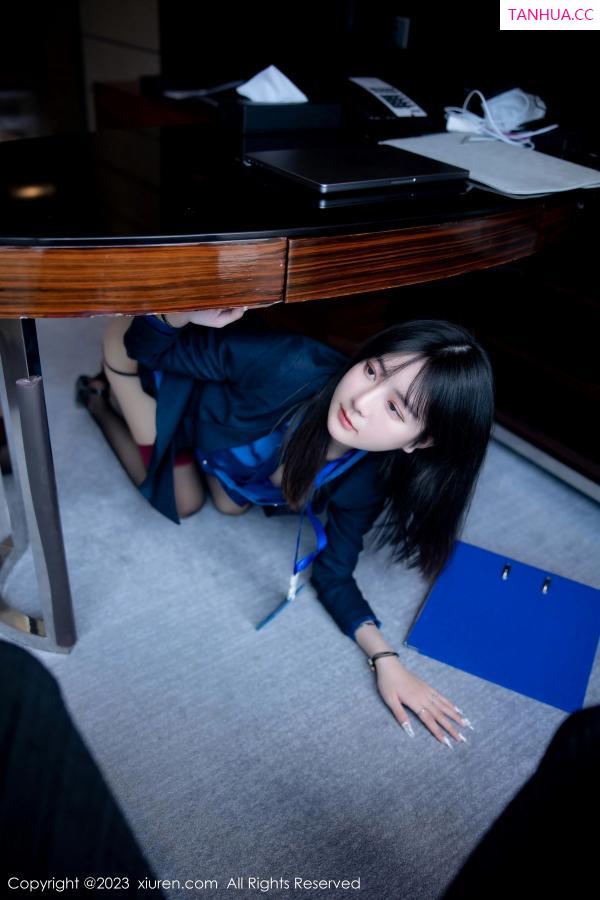   [XiuRen]高清写真图 2023.03.13 No.6407 谢小蒽 黑丝美腿第29张图片